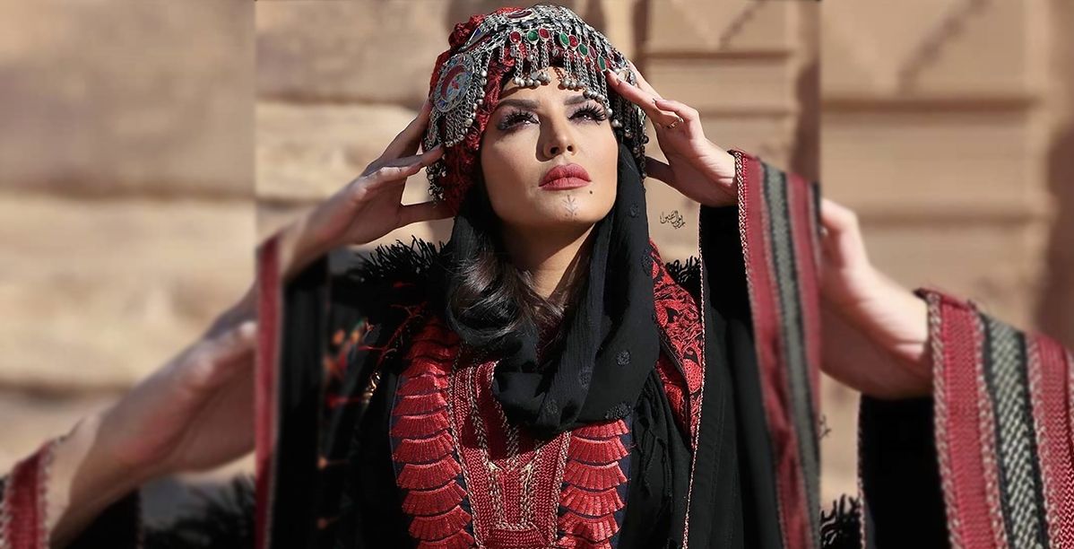 اطلالات النجمات بالستايل البدوي